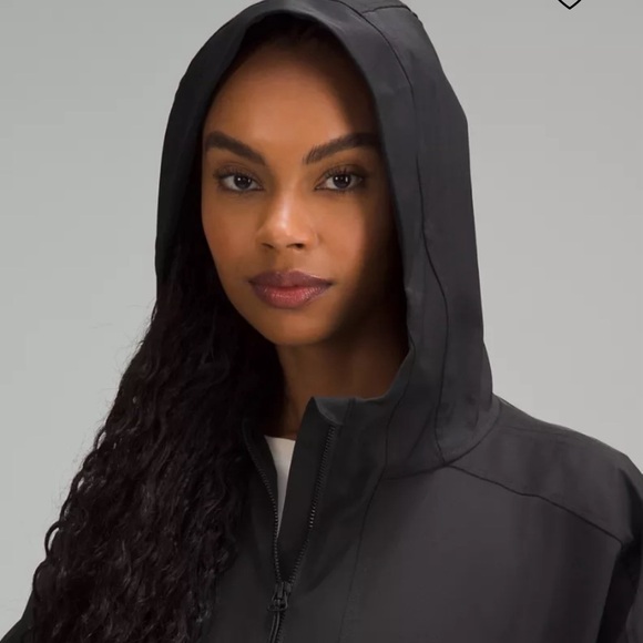 Lululemon - Water-Repellent Hooded Anorak - Black - Picture 4 of 8
